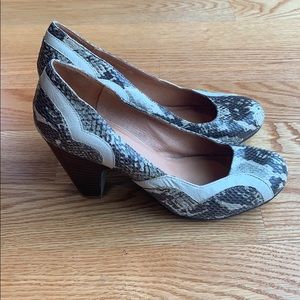 Aldo Snakeprint Round Toe Heels